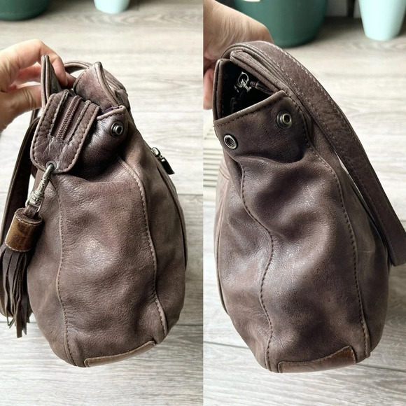 Vintage Brown Distressed Leather Convertible  Shoulder Bag with Tassels - Picture 5 of 16